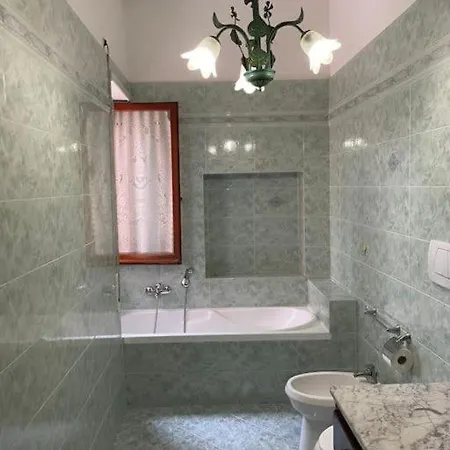 Casa Sul Mare Con Posto Auto E Giardino Privato Apartment Terracina