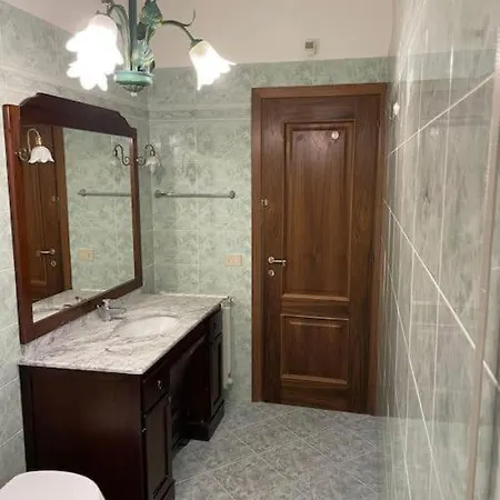 Casa Sul Mare Con Posto Auto E Giardino Privato Apartment Terracina