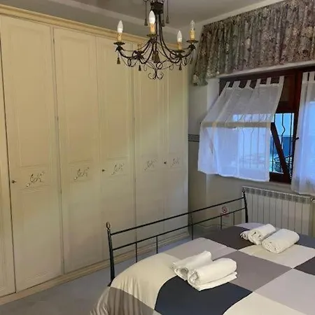 Casa Sul Mare Con Posto Auto E Giardino Privato Apartment *