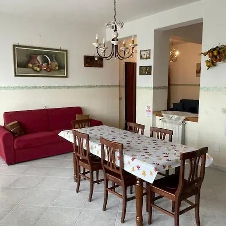 Casa Sul Mare Con Posto Auto E Giardino Privato Apartment *
